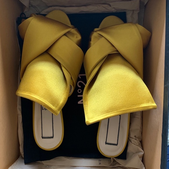 No. 21 satin structural flats - Picture 8 of 10